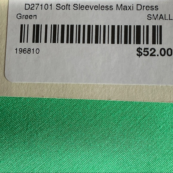 Chic NWTs Kelly Green Sleeveless Maxi Dress with Pockets Stretchy Comfy Small - Picture 8 of 8